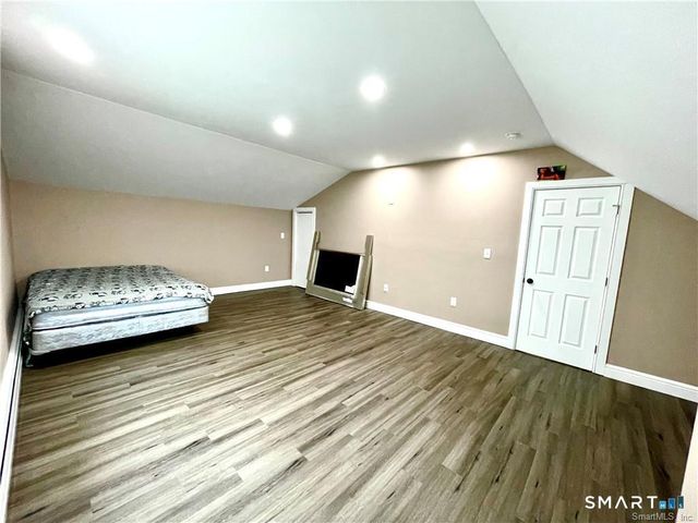 77 Simsbury Street, Waterbury, CT 06704