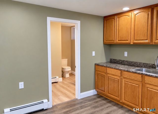 77 Simsbury Street, Waterbury, CT 06704