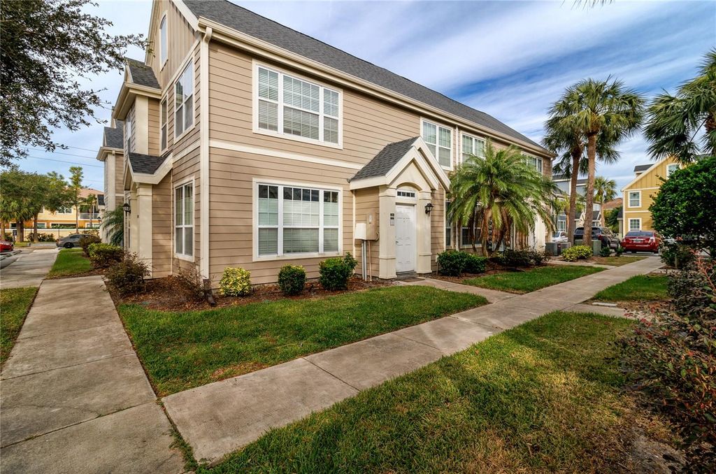 5500 ROSEHILL ROAD 204, Sarasota, FL 34233