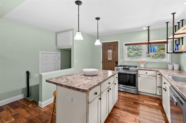 68334 Apple Lane, Benton Harbor, MI 49022