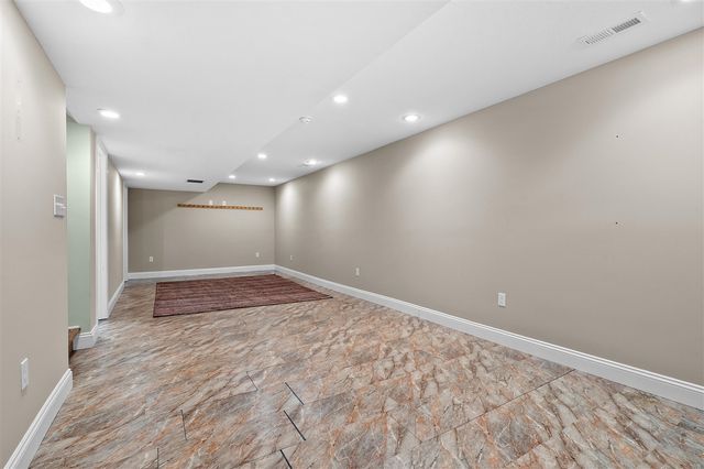 68334 Apple Lane, Benton Harbor, MI 49022