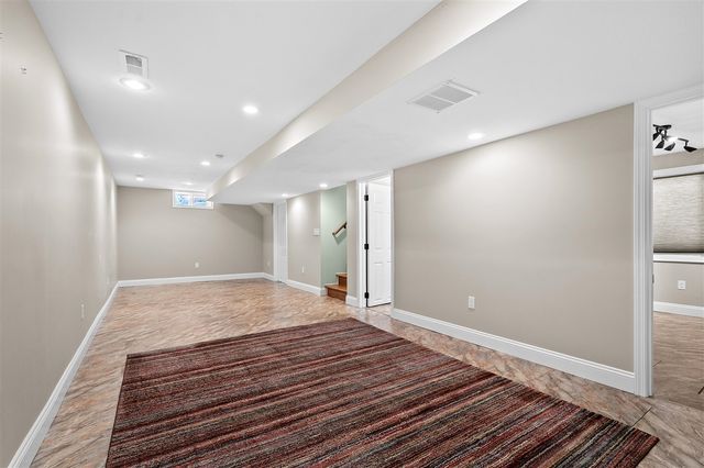 68334 Apple Lane, Benton Harbor, MI 49022