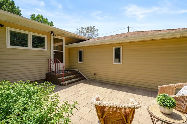 68334 Apple Lane, Benton Harbor, MI 49022