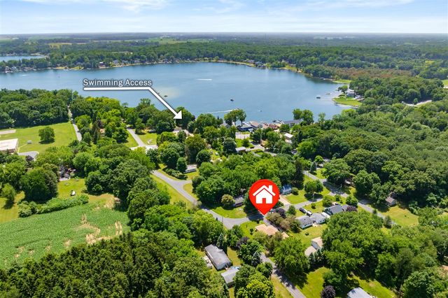 68334 Apple Lane, Benton Harbor, MI 49022