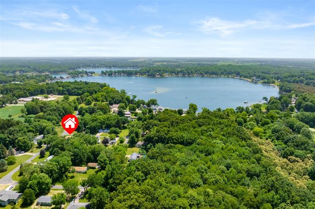 68334 Apple Lane, Benton Harbor, MI 49022