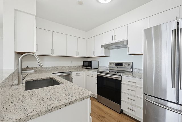 30 Chelsea St 814, Everett, MA 02149