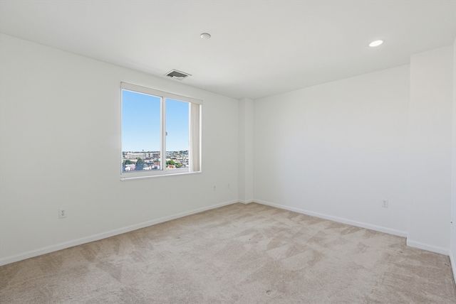 30 Chelsea St 814, Everett, MA 02149