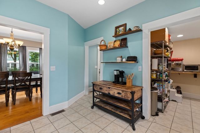 396 Central St, Mansfield, MA 02048