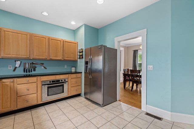 396 Central St, Mansfield, MA 02048