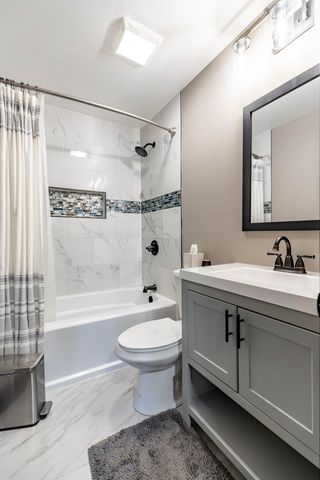 834 S Cline Avenue, Griffith, IN 46319