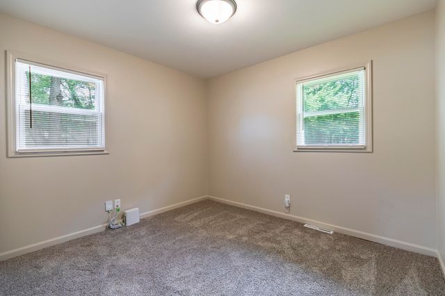 834 S Cline Avenue, Griffith, IN 46319
