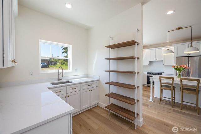 2916 K Avenue, Anacortes, WA 98221