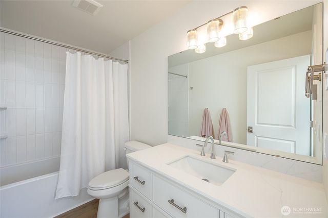 2916 K Avenue, Anacortes, WA 98221