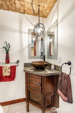 10320 Kay Way, Mukilteo, WA 98275