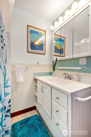 10320 Kay Way, Mukilteo, WA 98275