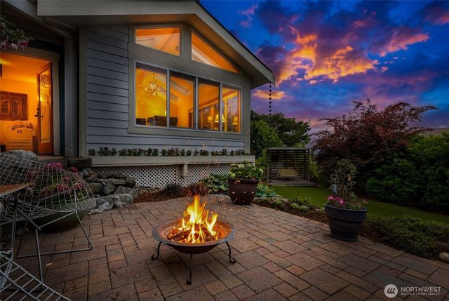 10320 Kay Way, Mukilteo, WA 98275