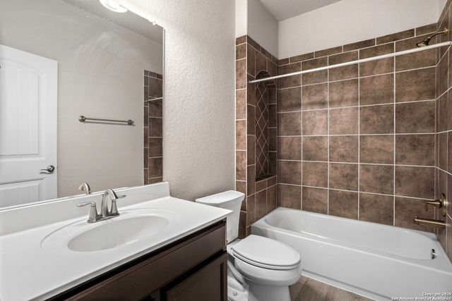 4834 Blue Jasmine, San Antonio, TX 78245