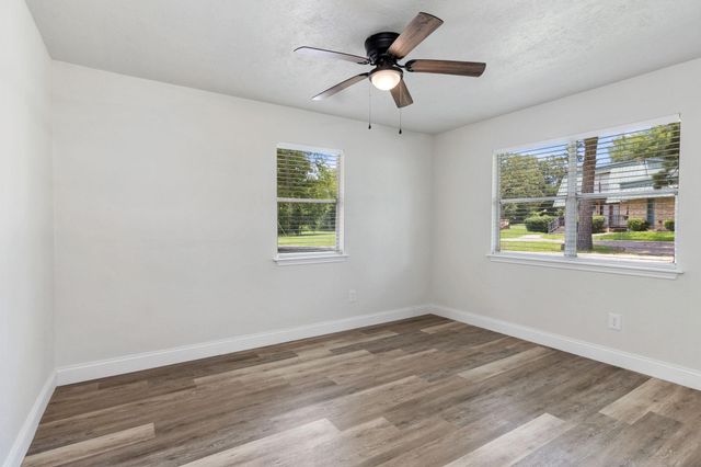 235 Mesa Verde, Livingston, TX 77351
