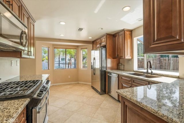 36330 Saint Raphael Dr, Murrieta, CA 92562