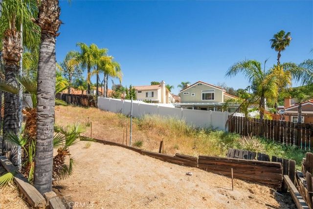 36330 Saint Raphael Dr, Murrieta, CA 92562