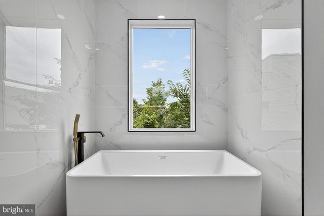 1424 S RINGGOLD ST, Philadelphia, PA 19146