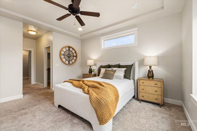 9805 W Wildbranch Dr, Star, ID 83669