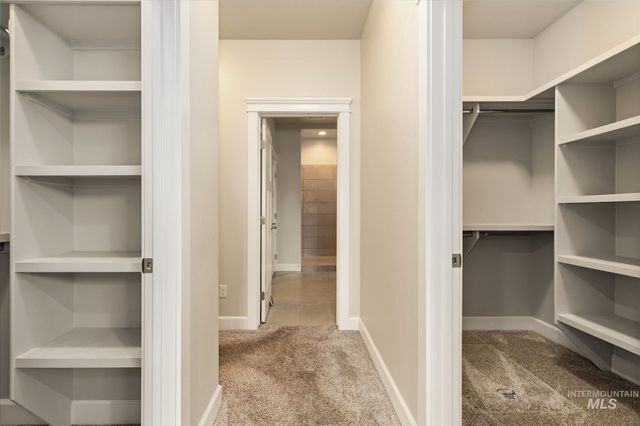 9805 W Wildbranch Dr, Star, ID 83669