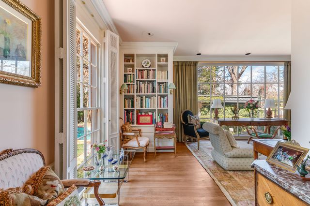 5007 Seneca Drive, Dallas, TX 75209