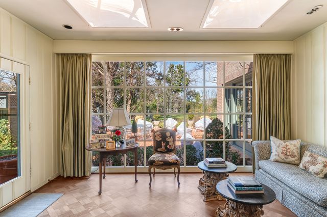 5007 Seneca Drive, Dallas, TX 75209