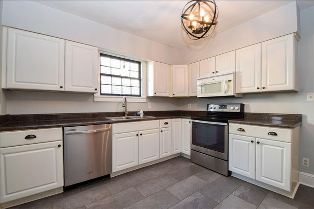 3424 Greenland AVE, Roanoke, VA 24012