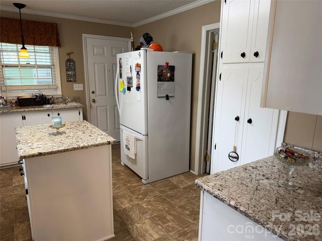 202 W Stevens Drive, Kershaw, SC 29067