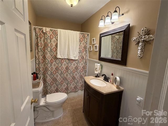 202 W Stevens Drive, Kershaw, SC 29067