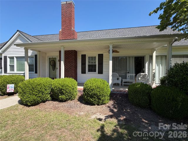 202 W Stevens Drive, Kershaw, SC 29067
