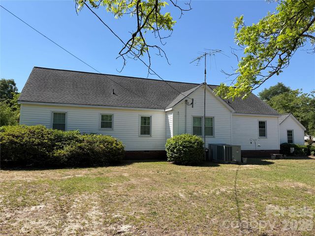 202 W Stevens Drive, Kershaw, SC 29067