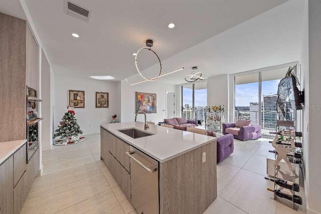 301 QUAY COMMONS 1707, Sarasota, FL 34236