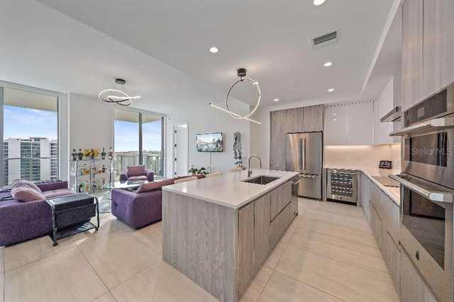 301 QUAY COMMONS 1707, Sarasota, FL 34236