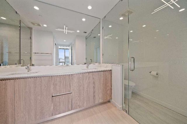 301 QUAY COMMONS 1707, Sarasota, FL 34236