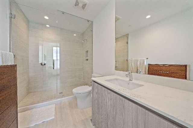 301 QUAY COMMONS 1707, Sarasota, FL 34236