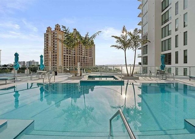 301 QUAY COMMONS 1707, Sarasota, FL 34236