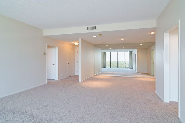 6335 W Northwest Highway 913, Dallas, TX 75225