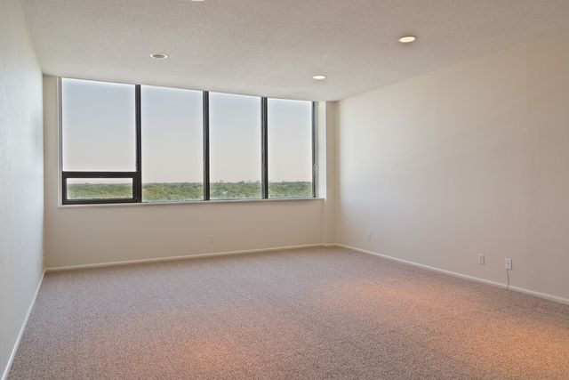 6335 W Northwest Highway 913, Dallas, TX 75225