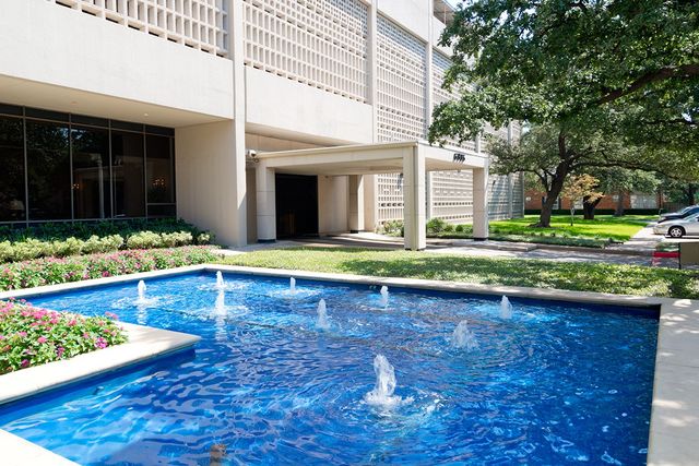 6335 W Northwest Highway 913, Dallas, TX 75225