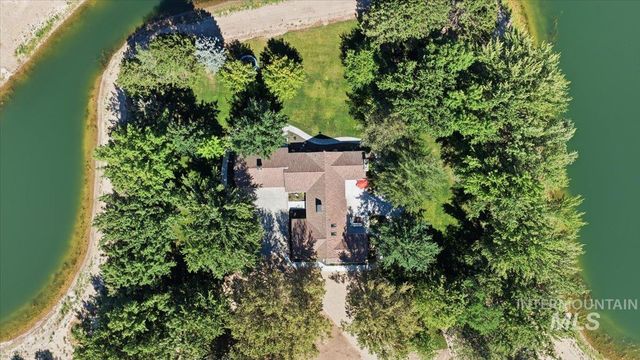 21420 Lakehaven Ln, Star, ID 83669