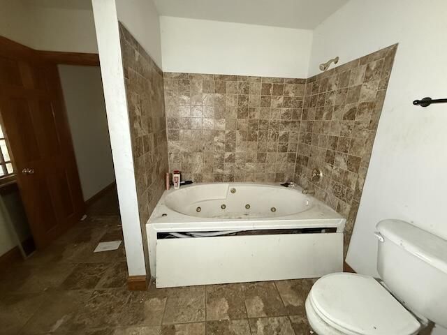2770 N GRant BOULEVARD, Milwaukee, WI 53210