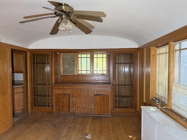 2770 N GRant BOULEVARD, Milwaukee, WI 53210