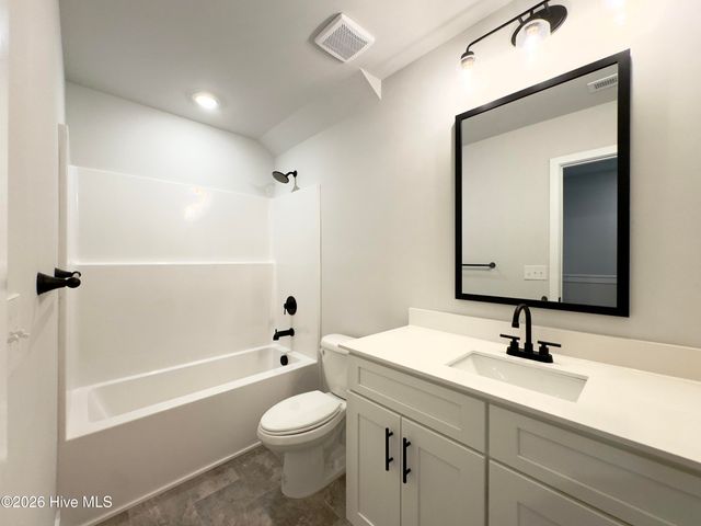 475 Timbercrest Circle SE, Bolivia, NC 28422