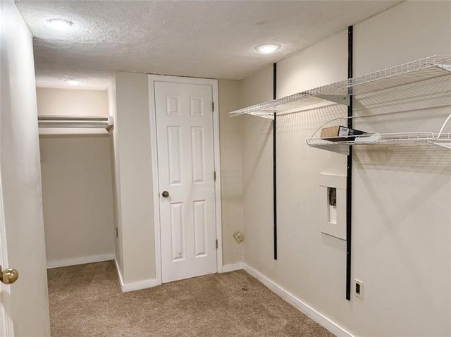 8323 W 120 Terrace, Overland Park, KS 66213