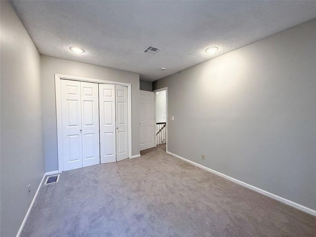 8323 W 120 Terrace, Overland Park, KS 66213