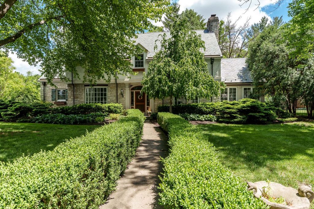 531 CALVIN PARK Boulevard, Rockford, IL 61107