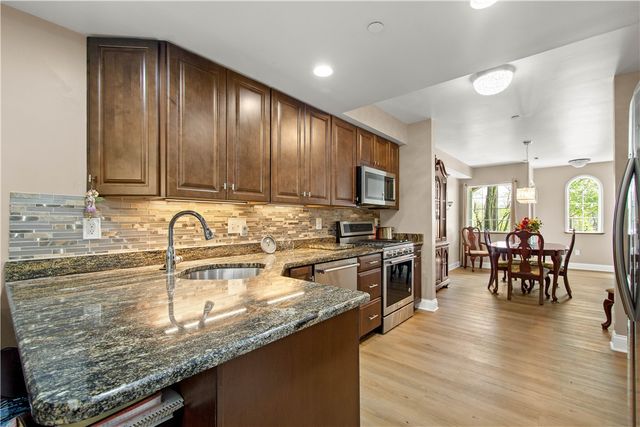4573 Bucktail Dr, Hampton, PA 15101